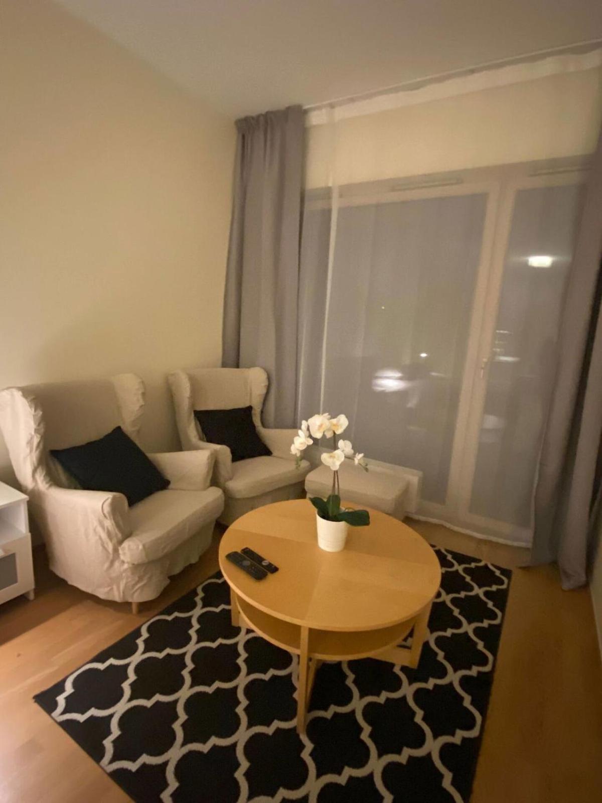 Lovely Aisa Apartment | 2 Terraces Parnu Ngoại thất bức ảnh